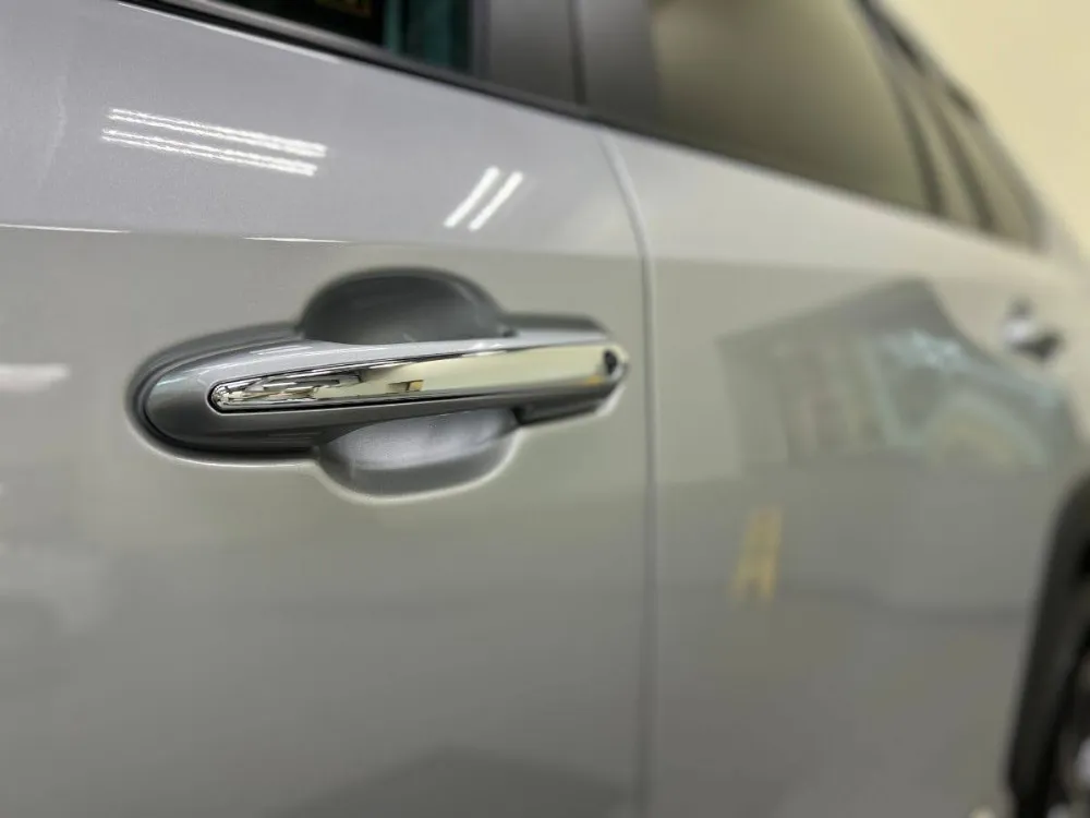 2022 RAV4 Hybrid Limited Photo Gallery Silver Black Interior 12